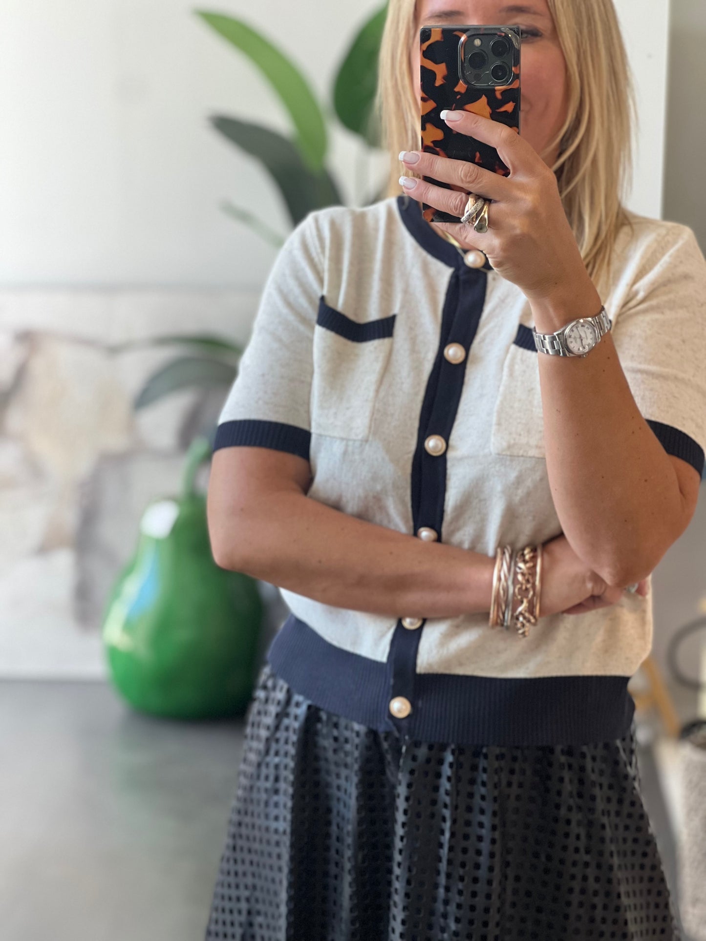 Basics -Pearl Button Knit Top