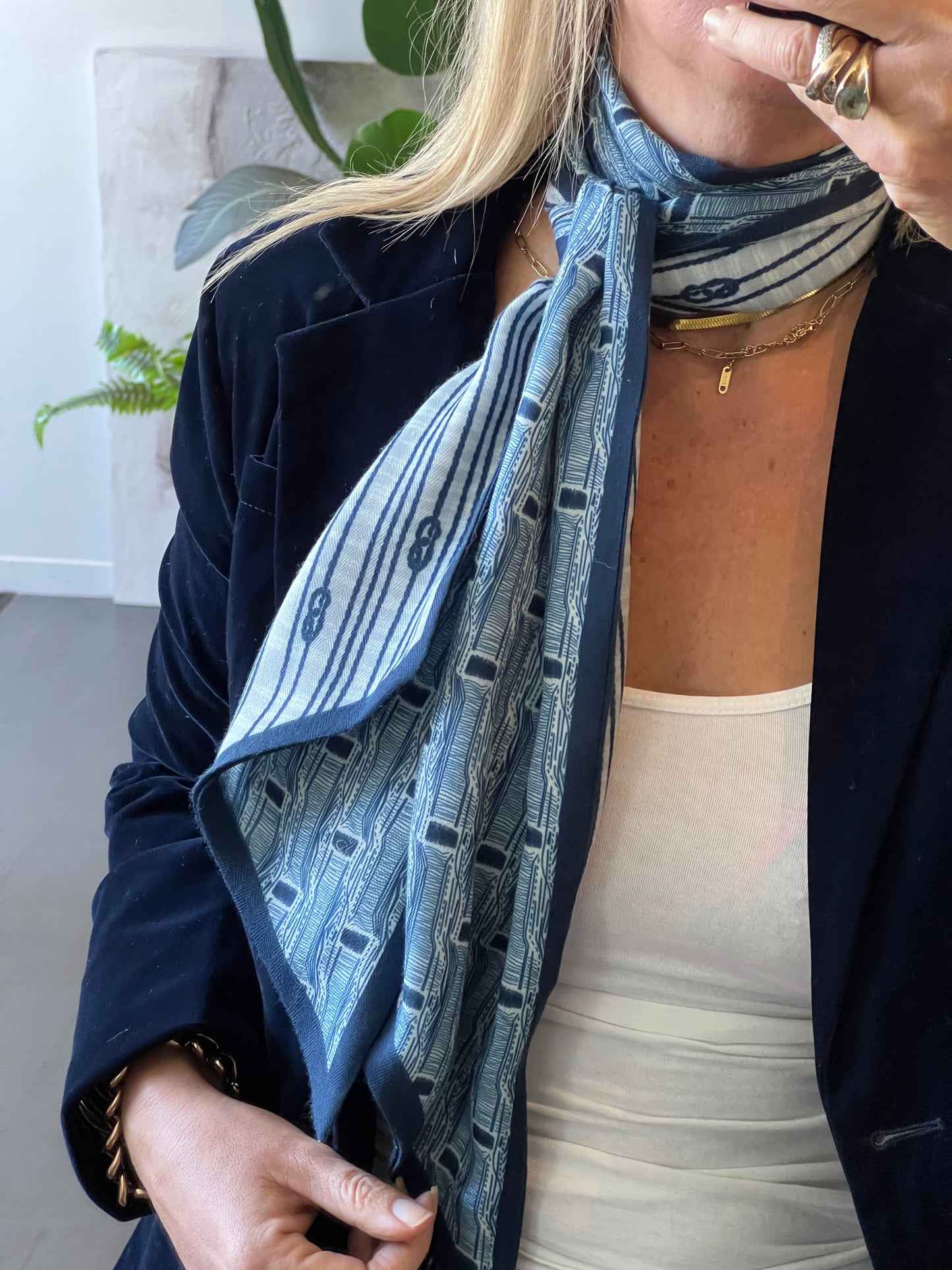 Neck Scarf Velvet & Cashmere- nautical Navy