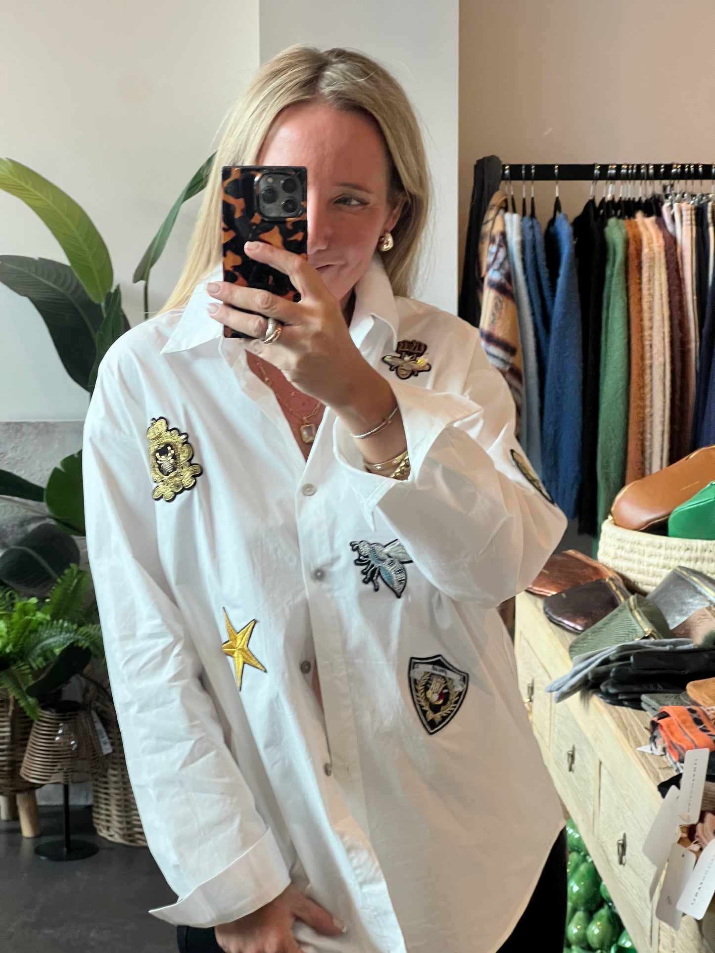 Queen Bee Appliqué Cotton Shirt