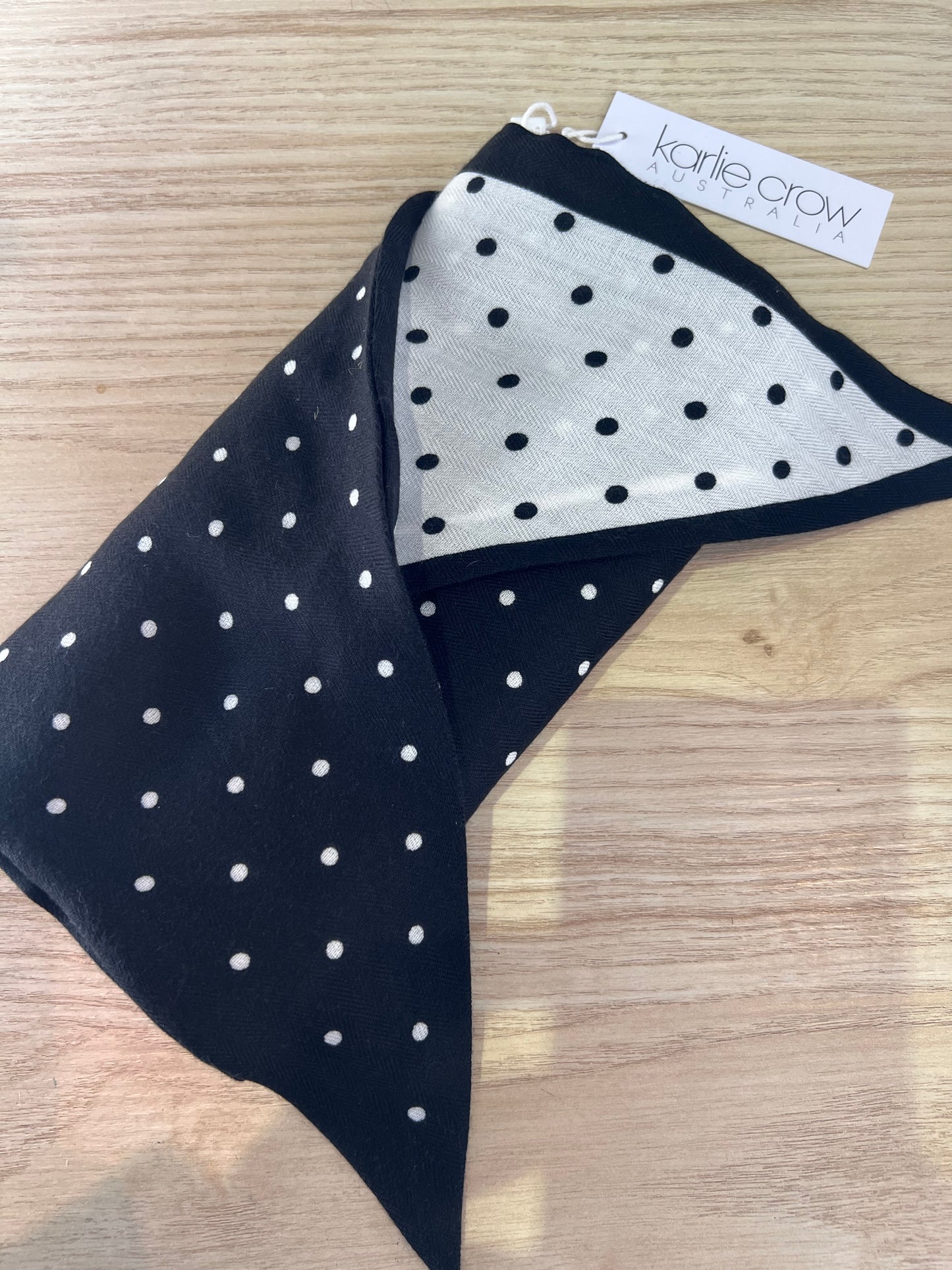 Neck Scarf Velvet & Cashmere- black white polka dot