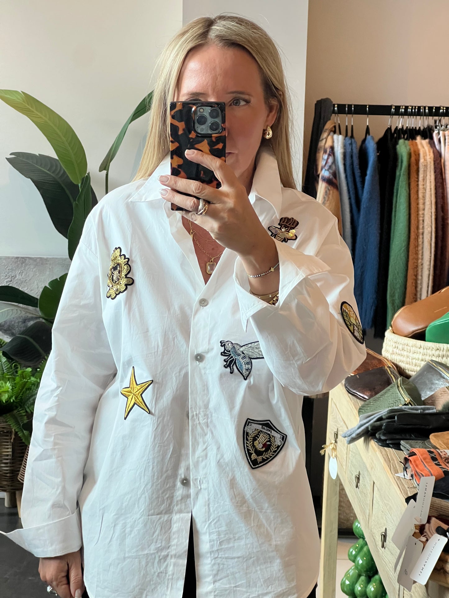 Queen Bee Appliqué Cotton Shirt