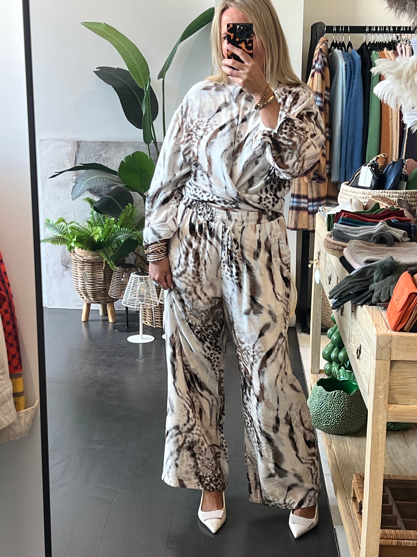 Snow Fox Top & Pants Set