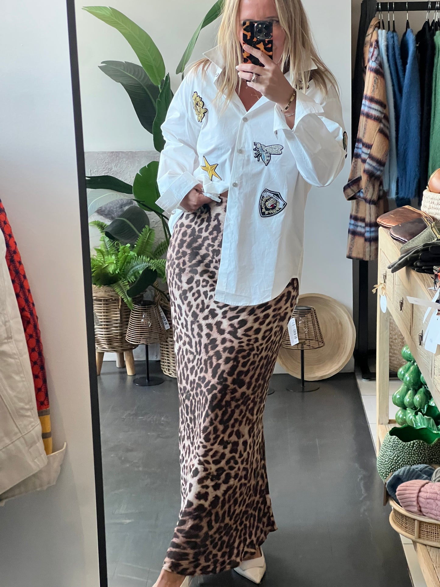 Queen Bee Appliqué Cotton Shirt