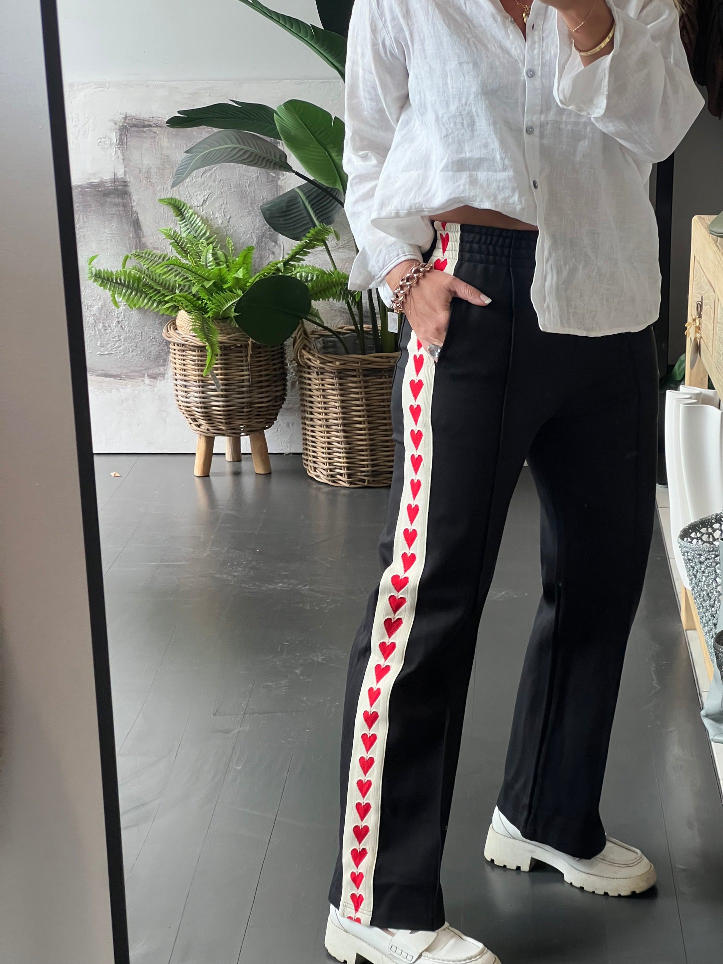 Love Heart Ponti Pintuck Pants-black