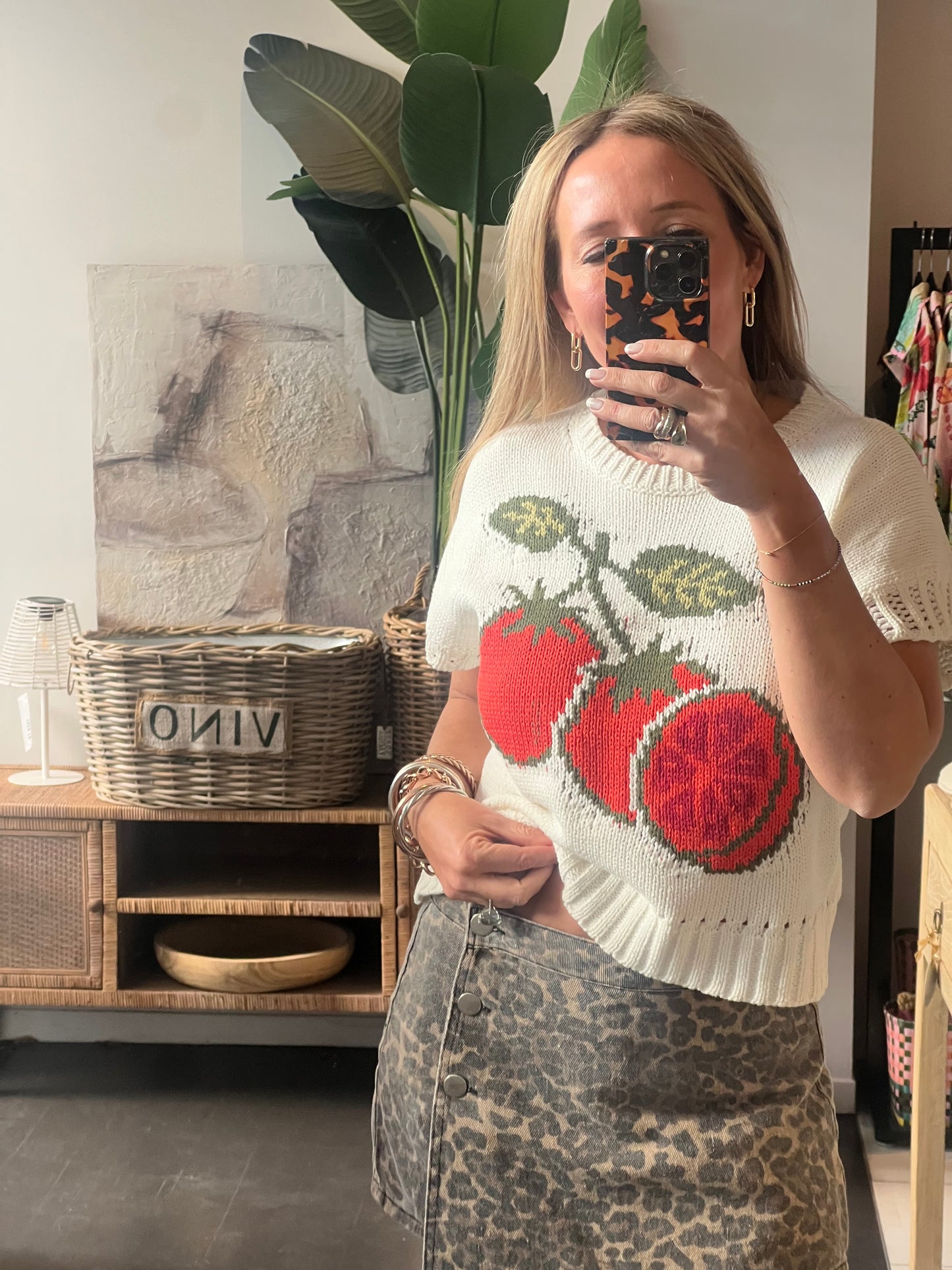 Tomato Short Seeve Knit Sweater