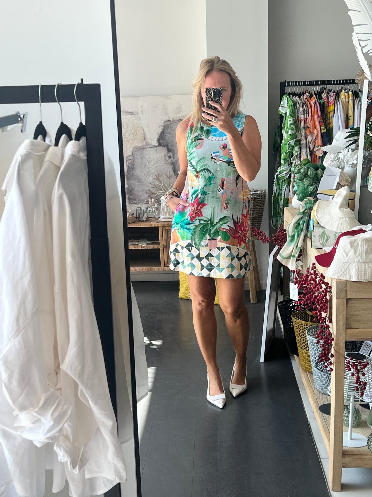 Sleeveless Shift Linen Dress - pool side