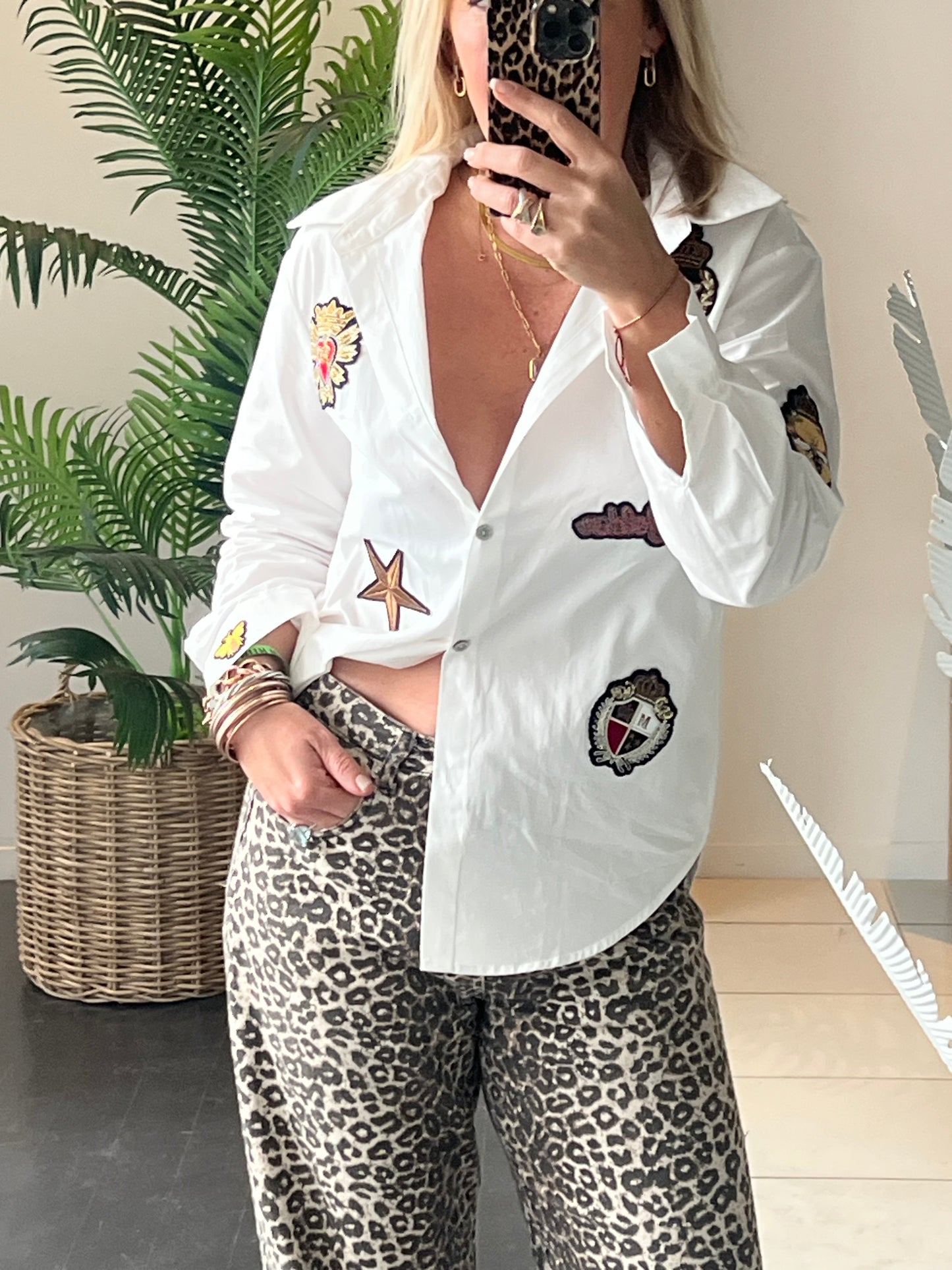 New French Bee Appliqué Cotton Shirt - white