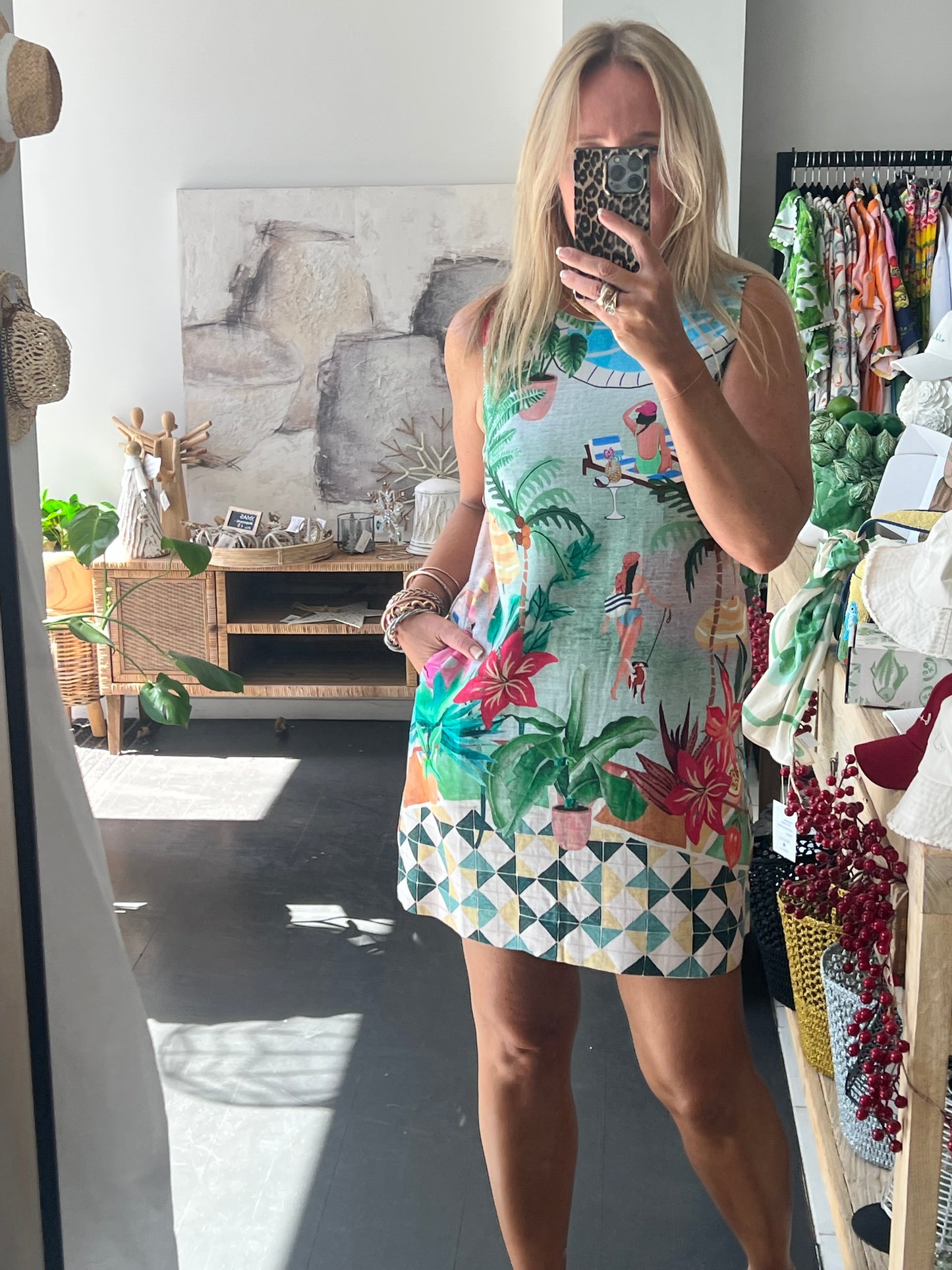 Sleeveless Shift Linen Dress - pool side
