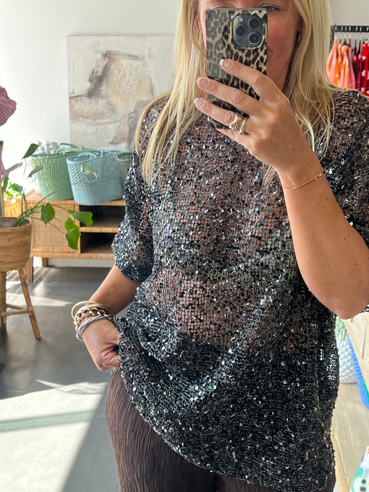 Twinkle Tee - sequin black