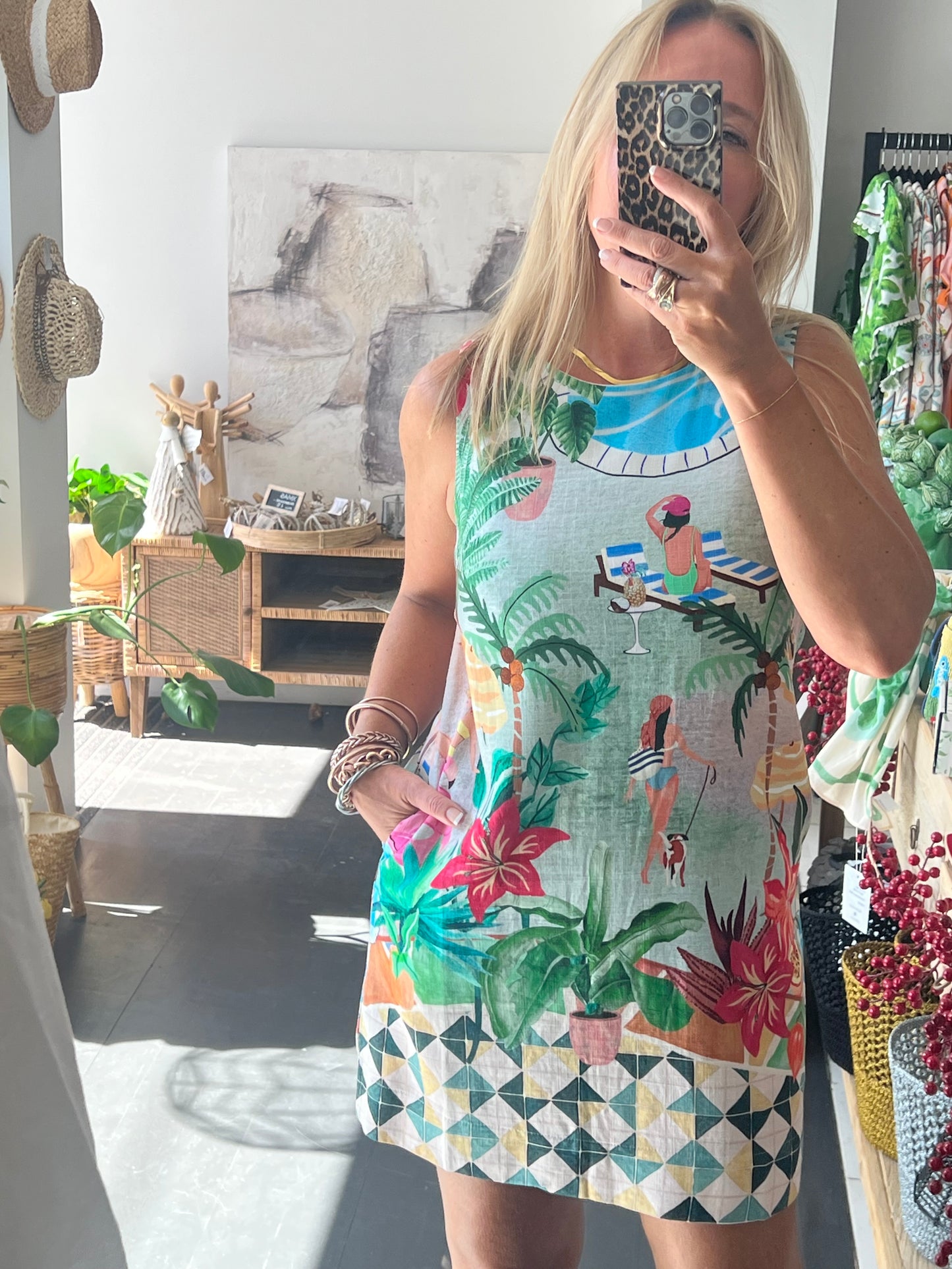 Sleeveless Shift Linen Dress - pool side