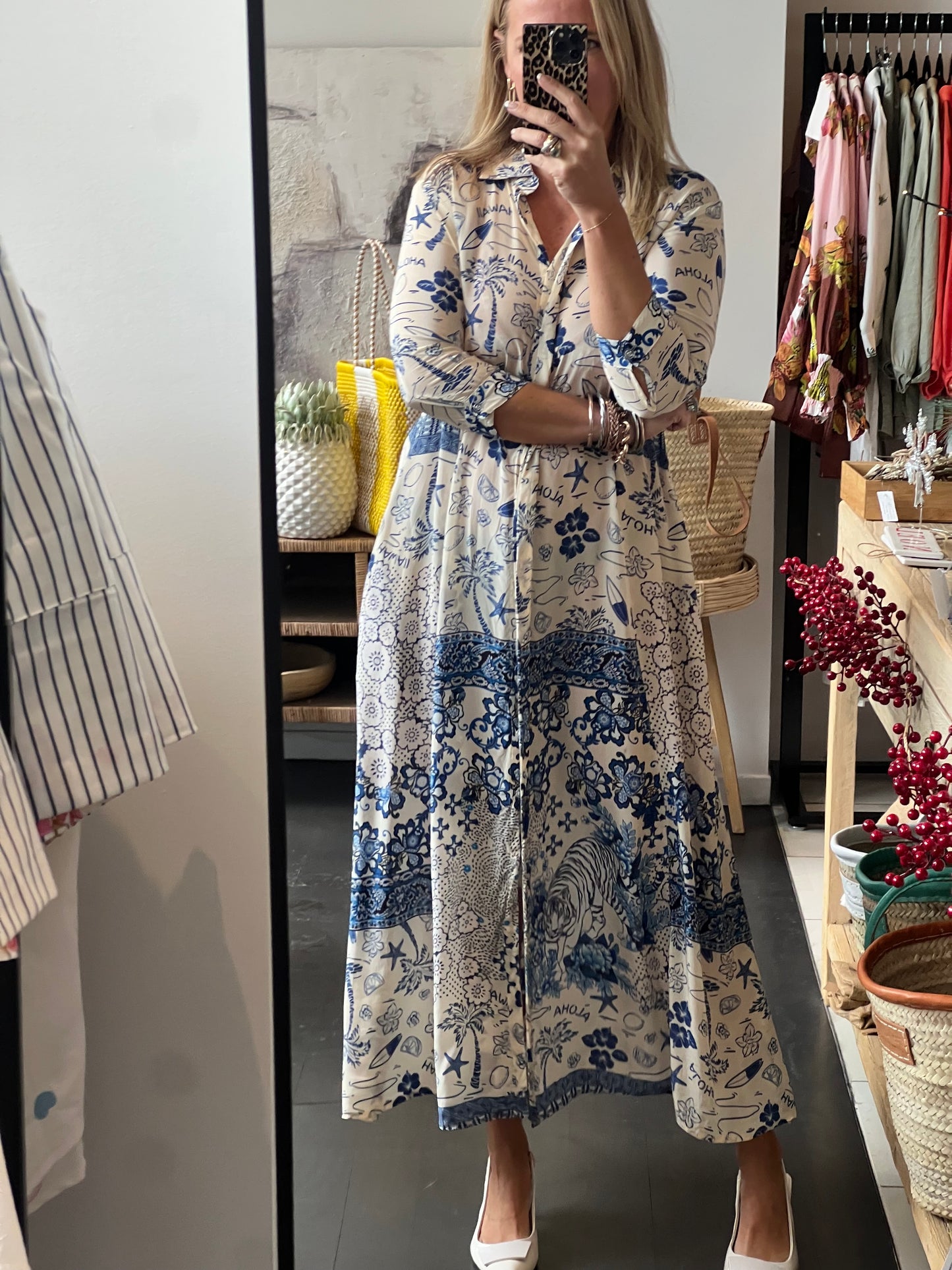 Slinky Resort Shirt Dress -blue