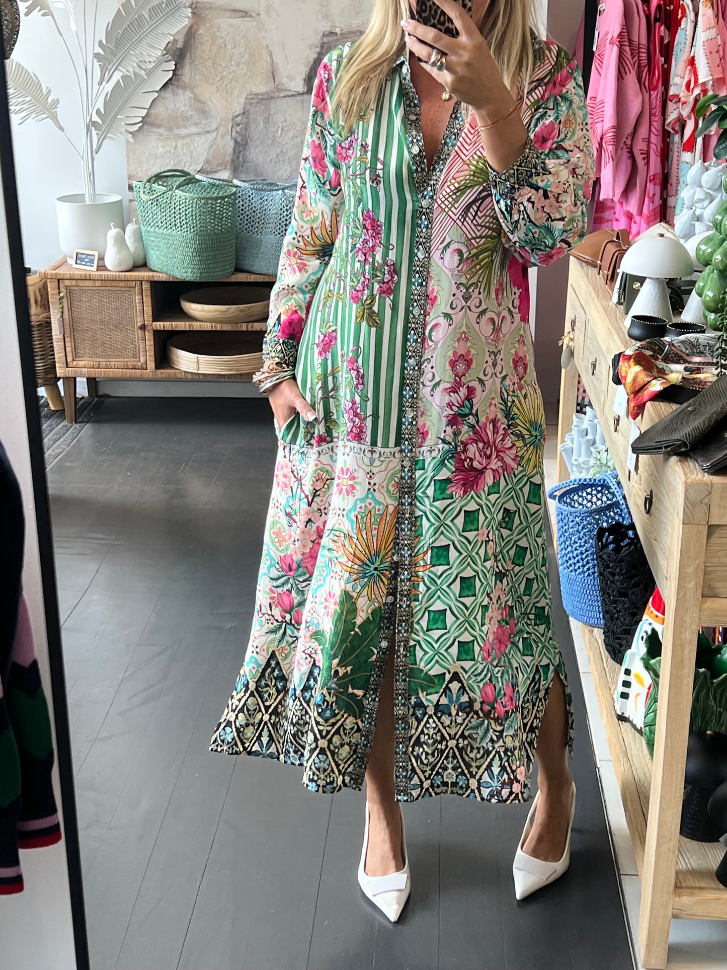 Slinky Resort Shirt Dress -green