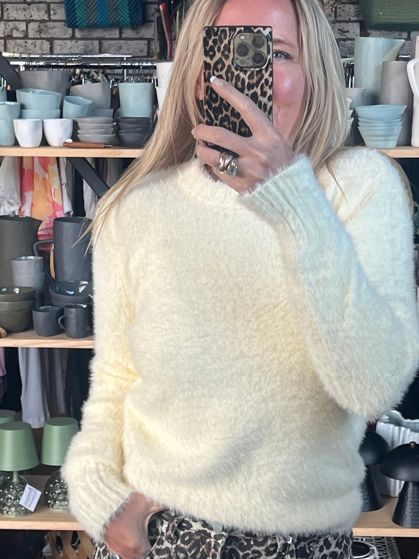 Fluffy Knit - 8 Colours