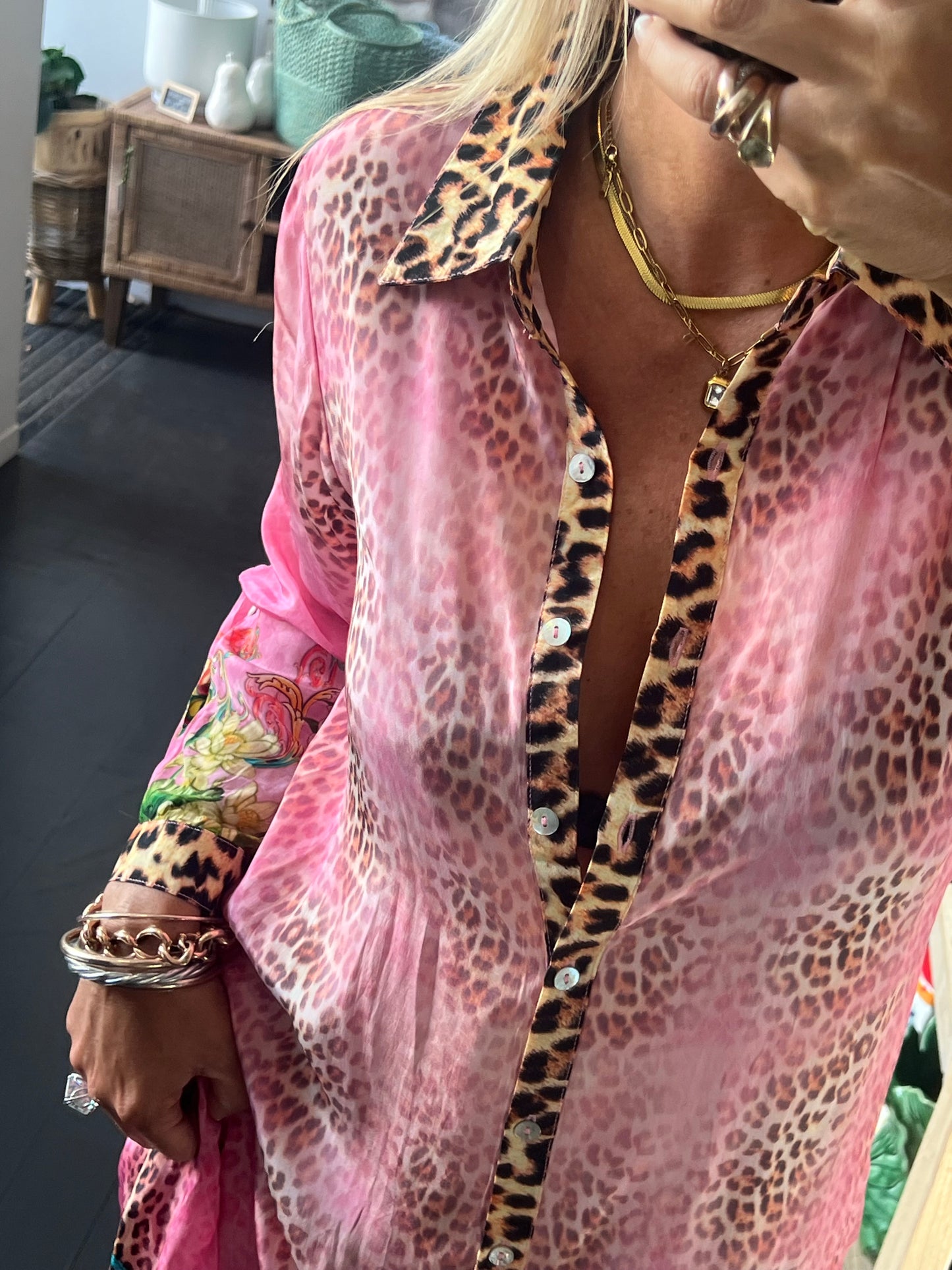 Slinky Resort Shirt Dress -pink