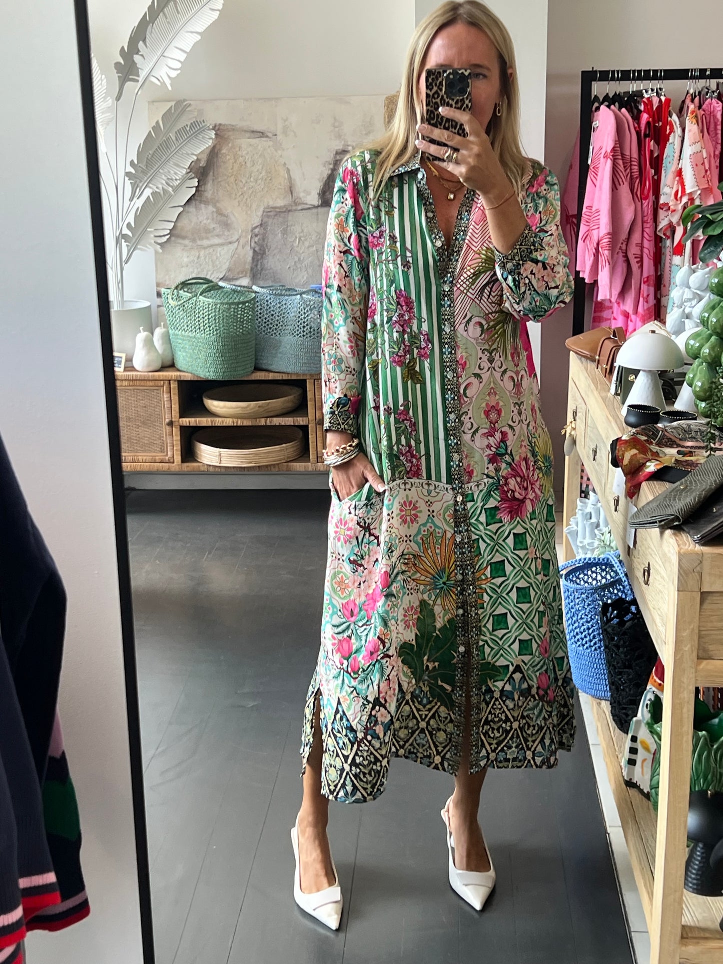 Slinky Resort Shirt Dress -green