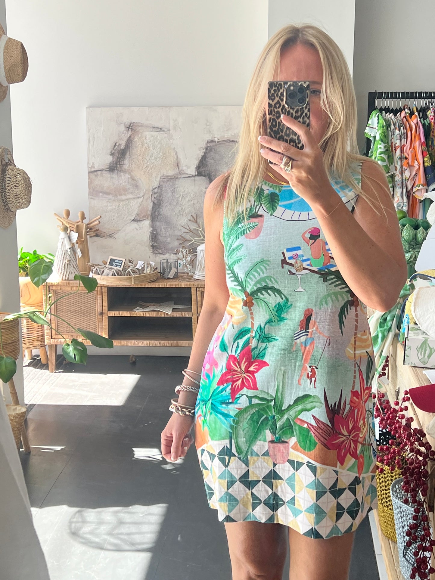 Sleeveless Shift Linen Dress - pool side
