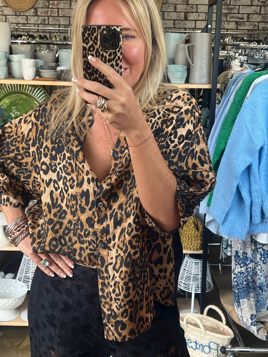 Fine Linen Shirt Travel Top - leopard