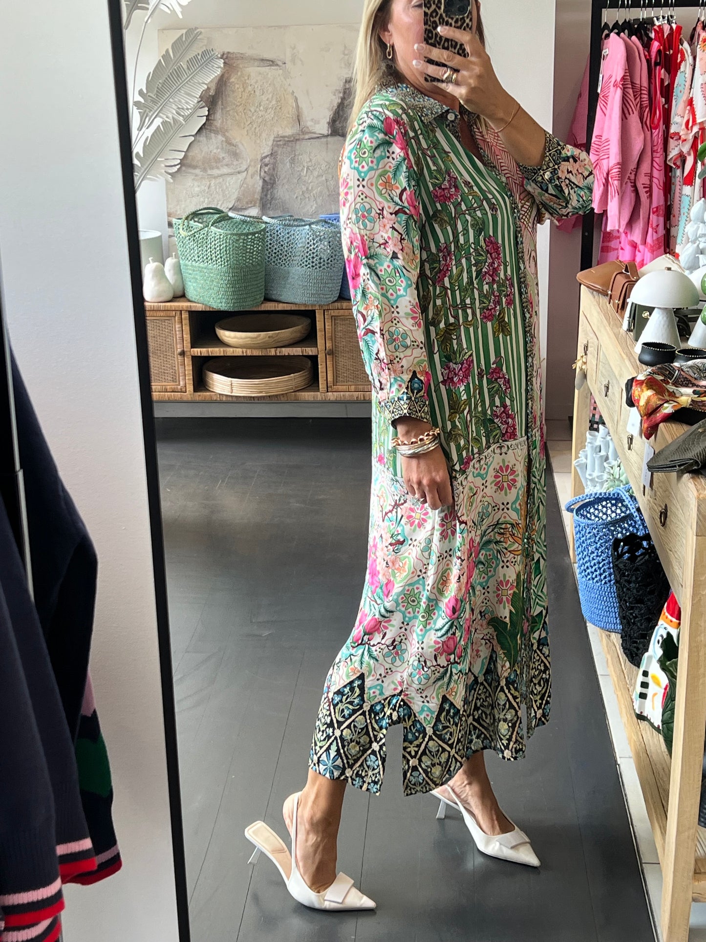 Slinky Resort Shirt Dress -green