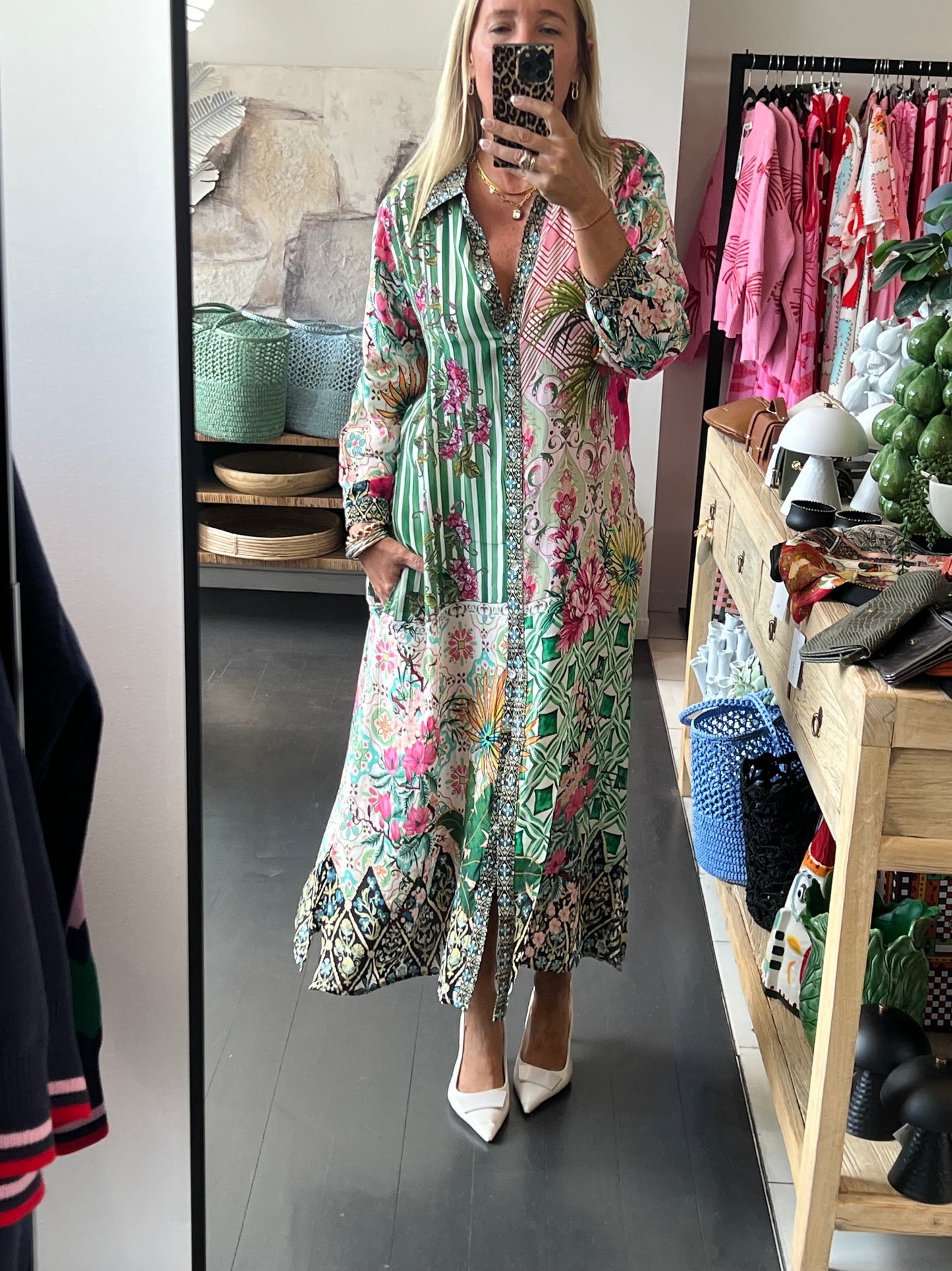 Slinky Resort Shirt Dress -green