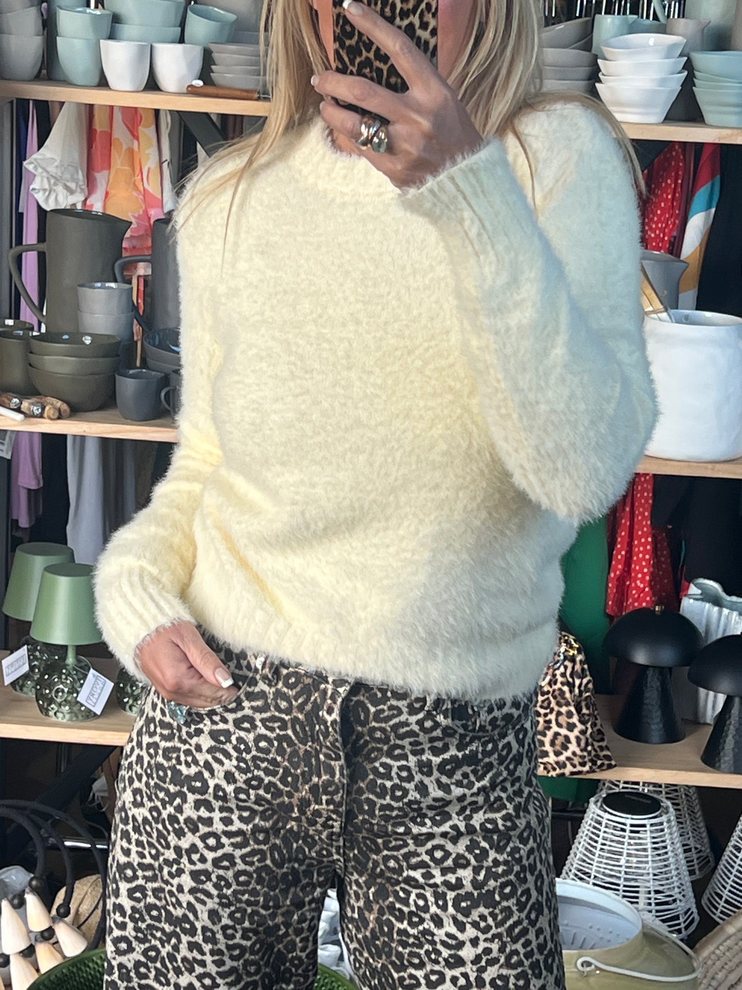 Fluffy Knit - 8 Colours